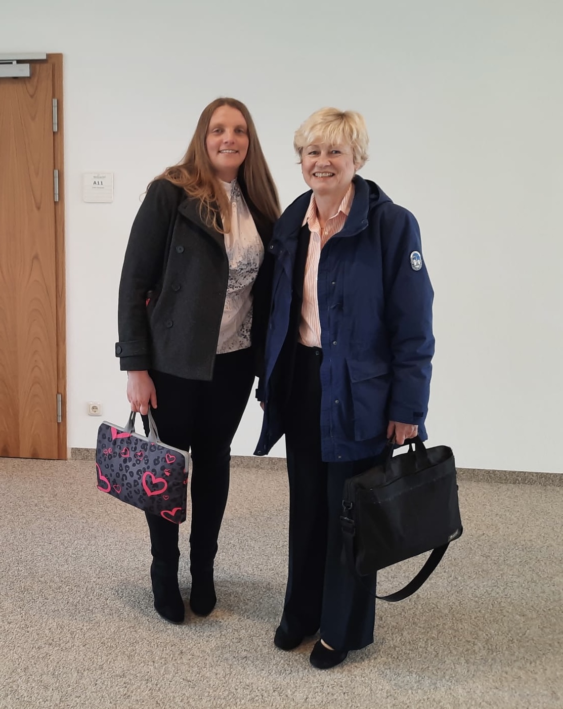 V.l.n.r. Daniela Nüßlein, Dr. Claudia Blodig